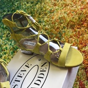 Steve Madden sandals